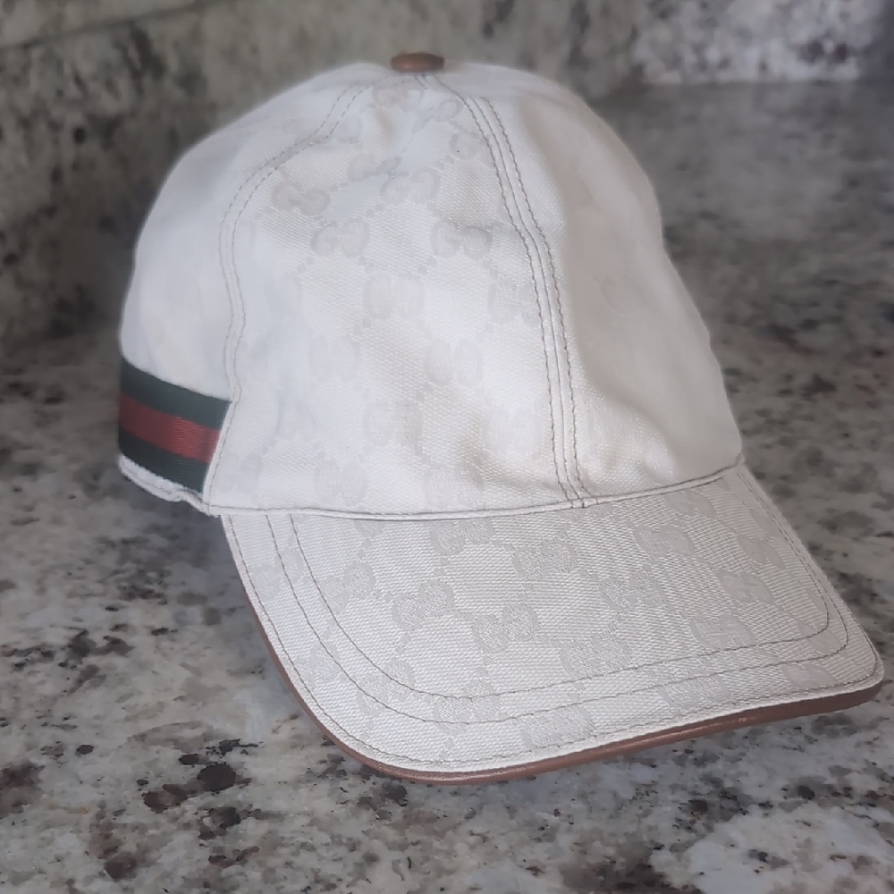 Gucci White Cap with Green and Red Stripe